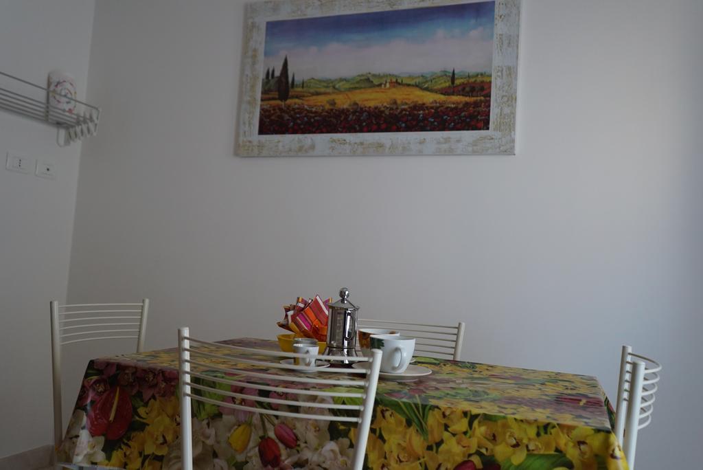 Dimora Del Viandante Appartamento Civitavecchia Luaran gambar