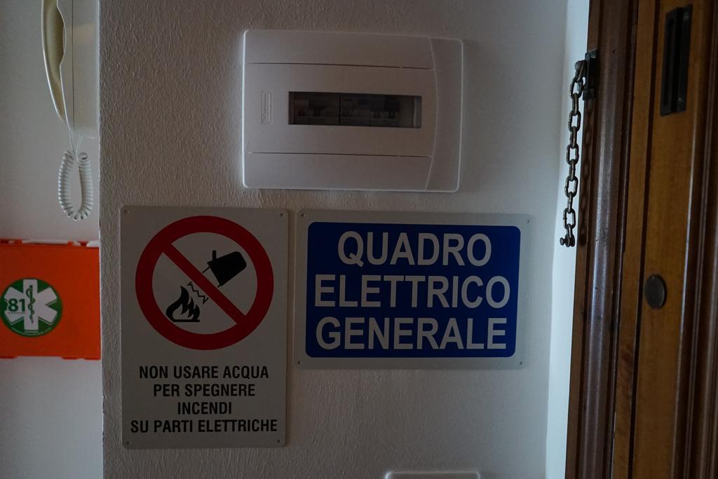 Dimora Del Viandante Appartamento Civitavecchia Luaran gambar